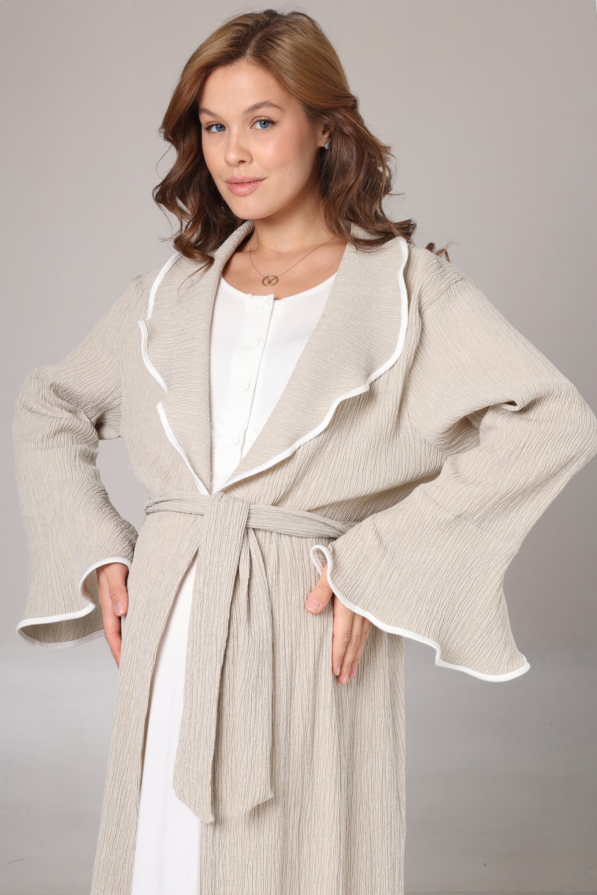 Guipure Collar Maternity-Nursing Nightgown & Crepe Robe Set Beige - 1018
