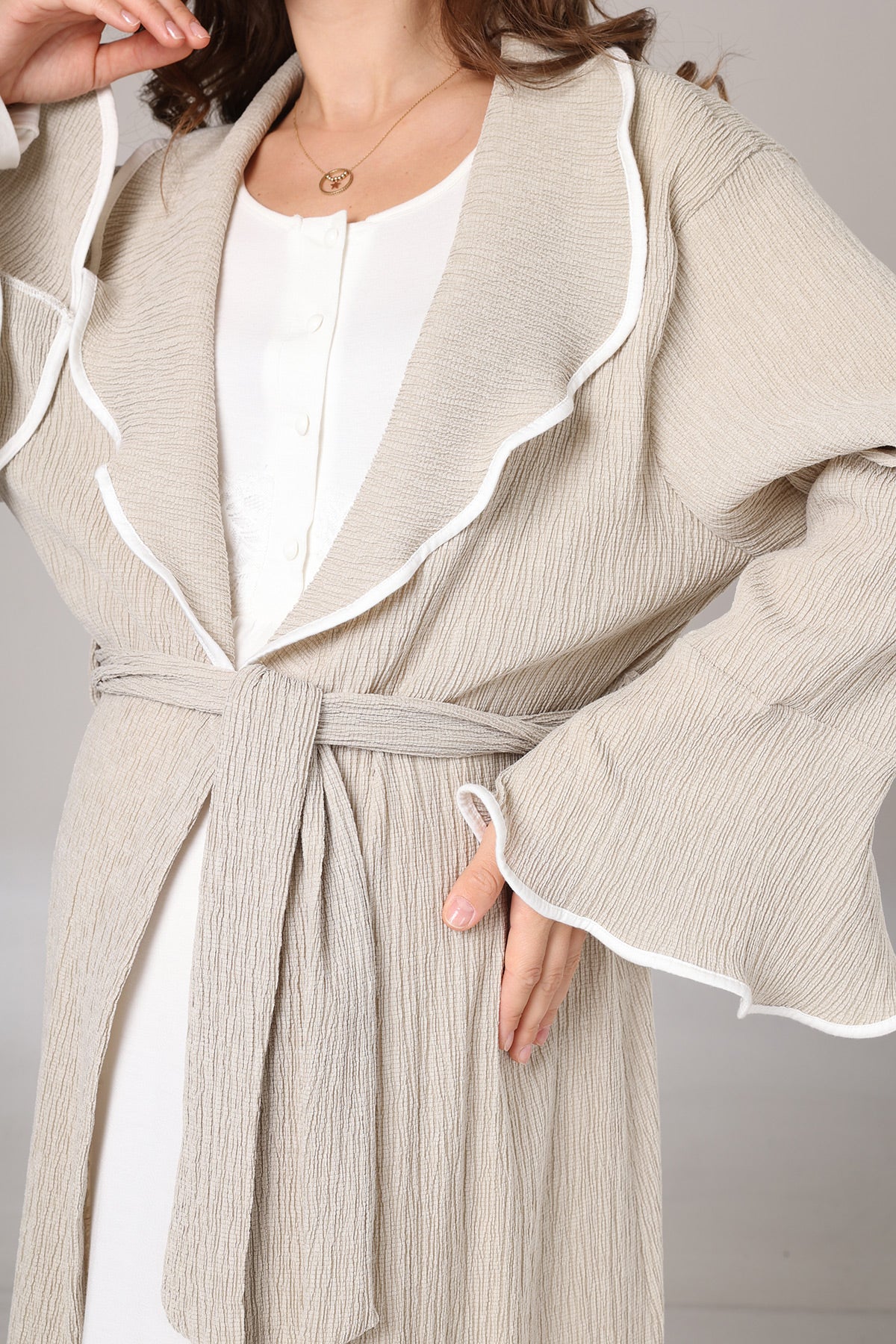 Guipure Collar Maternity-Nursing Nightgown & Crepe Robe Set Beige - 1018