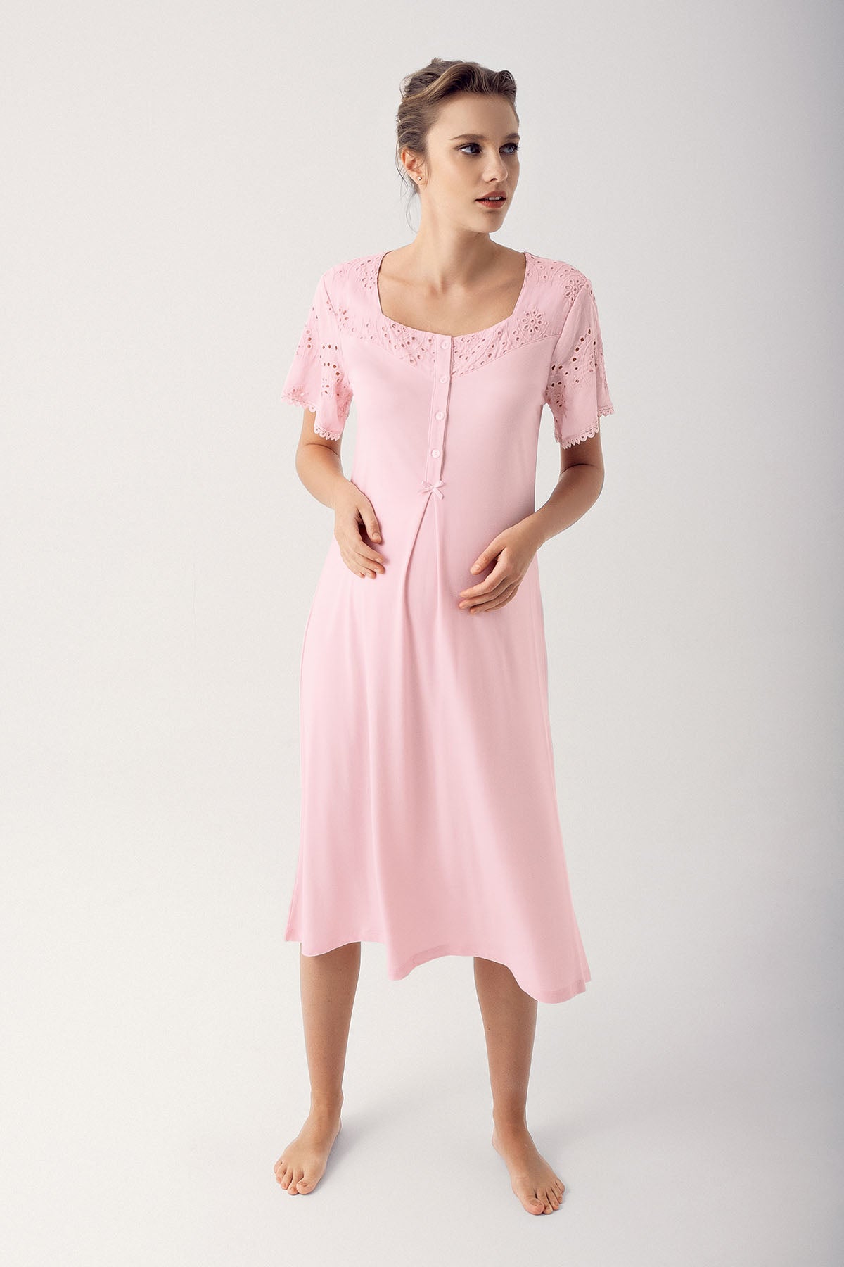 Motif Embroidered Maternity-Nursing Nightgown & Robe Set Powder - 14400