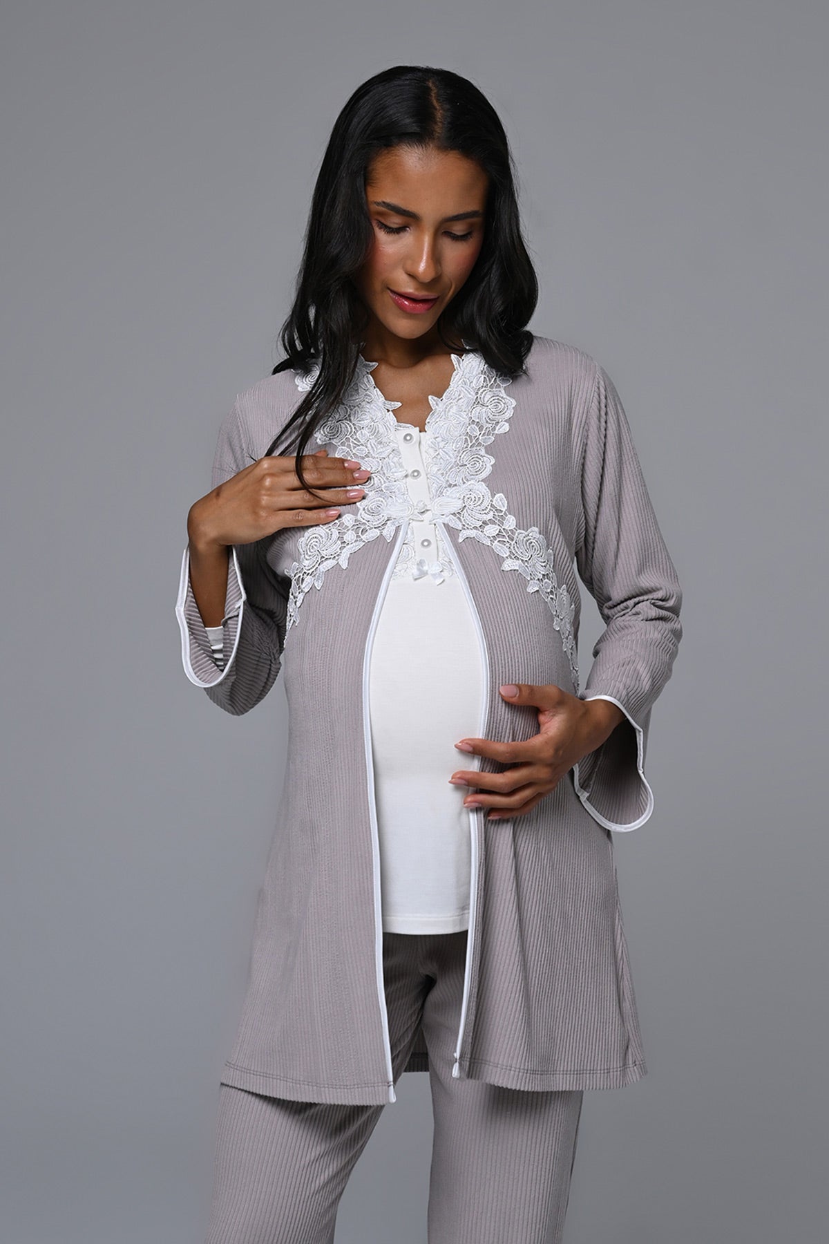 Flowery Lace Collar 3-Piece Maternity-Nursing Pajama & Robe Set Ecru - 24357