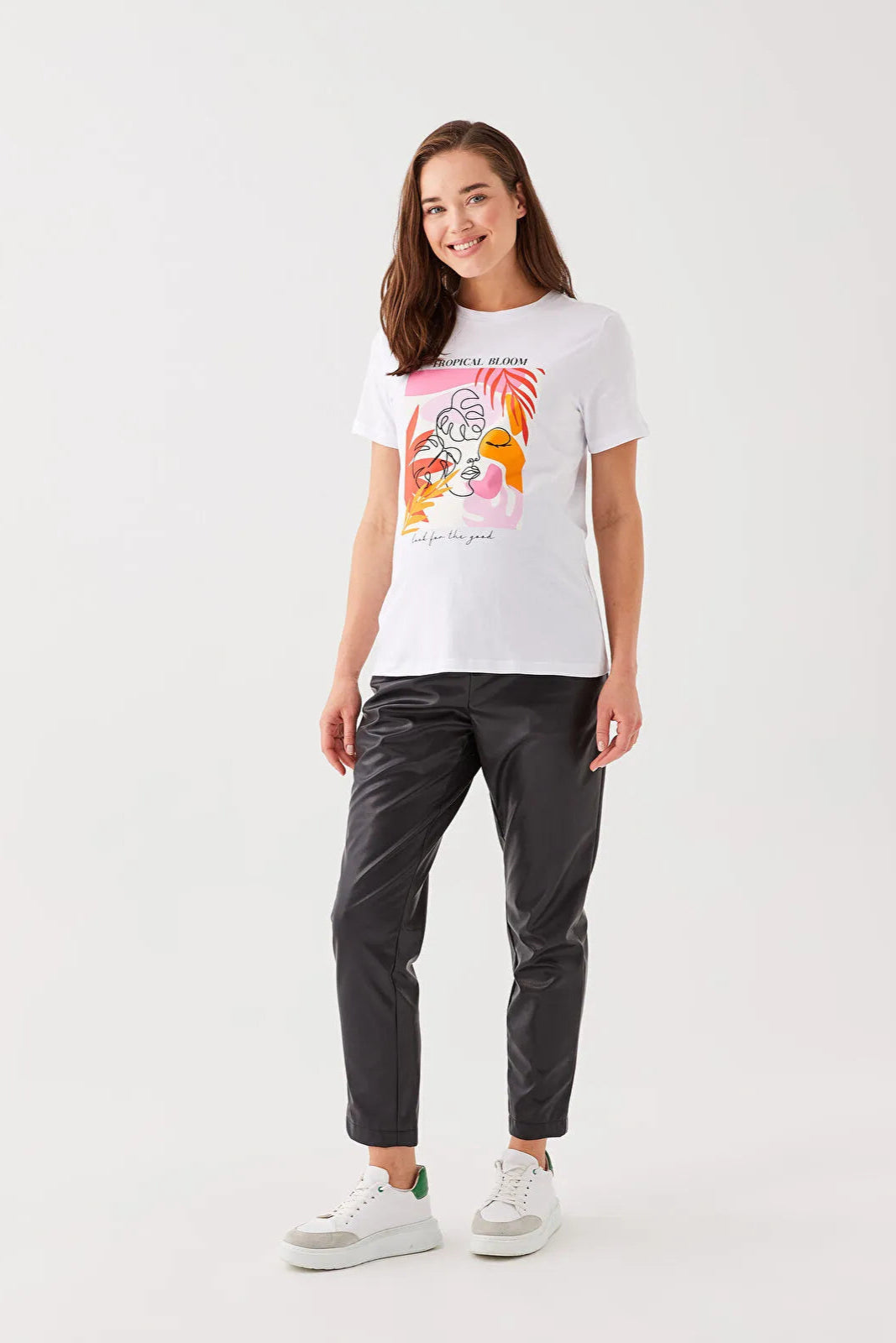 Crew Neck Printed Cotton Maternity T-Shirt White - 8675