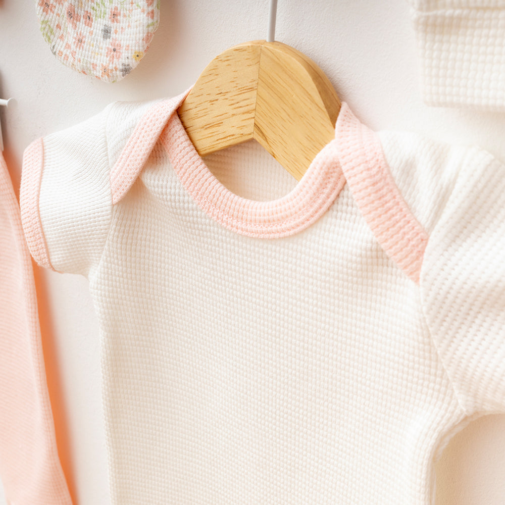 Flower Themed Waffle Hospital Outfit 10-Piece Set Newborn Baby Salmon (0-3 Months) - S001.2106.8