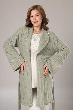 Lacy Double Breasted 3-Piece Maternity-Nursing Pajama & Patterned Robe Set Green - 1003