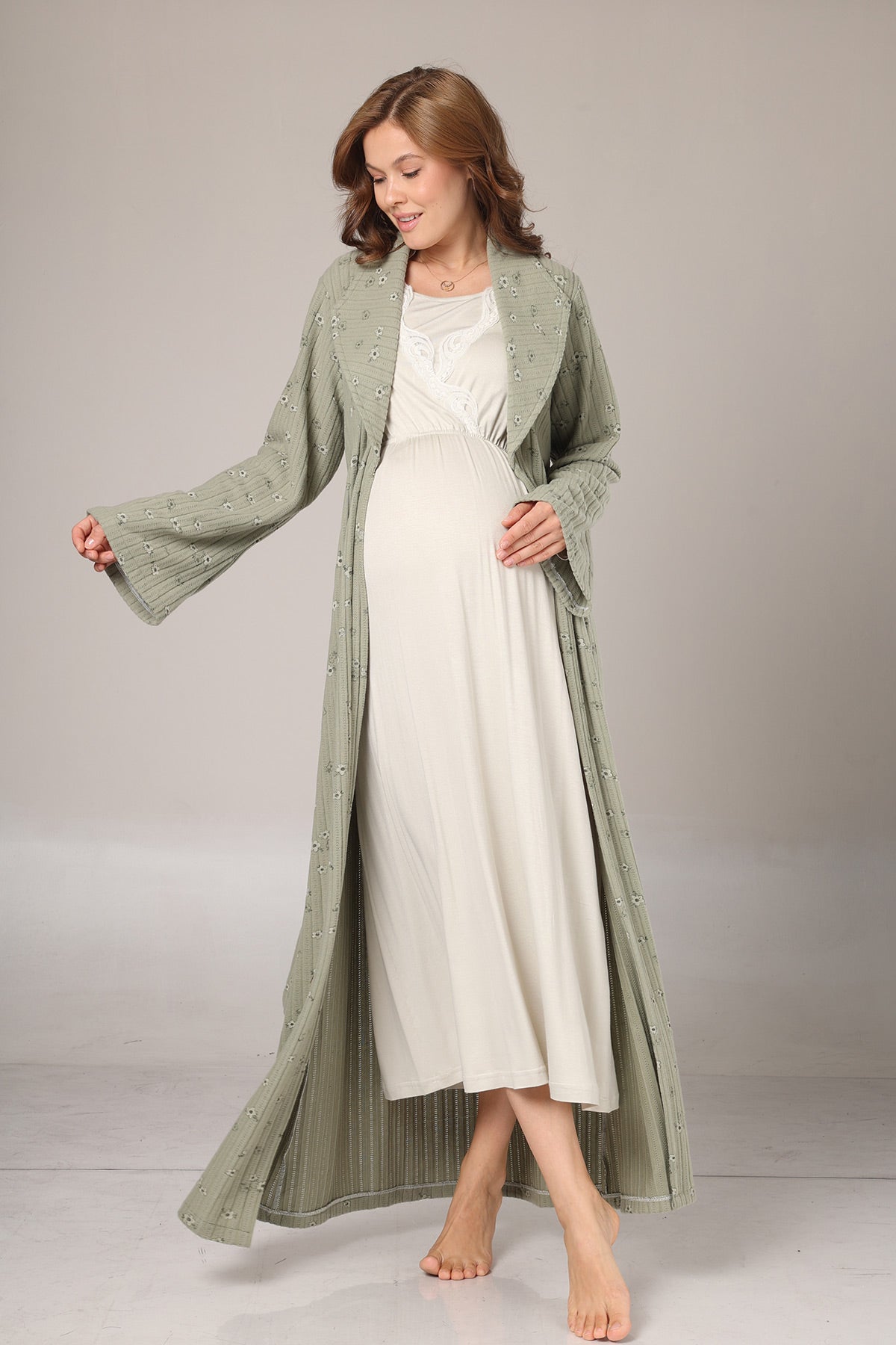 Lacy Double Breasted Maternity-Nursing Nightgown & Patterned Robe Set Green - 1009