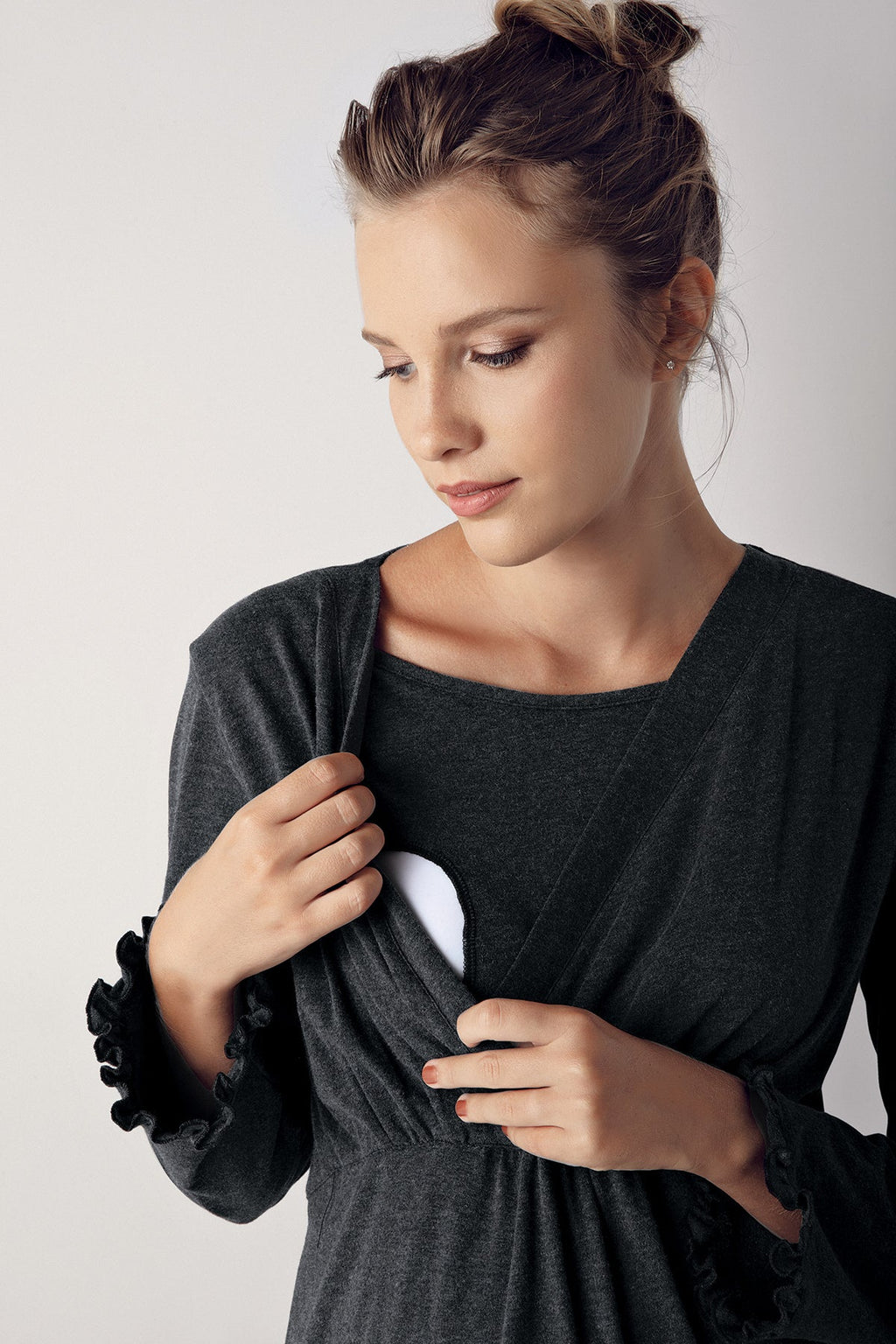 Double Breasted Maternity Feeding-Friendly Nightgown & Robe Set Anthracite - S13400