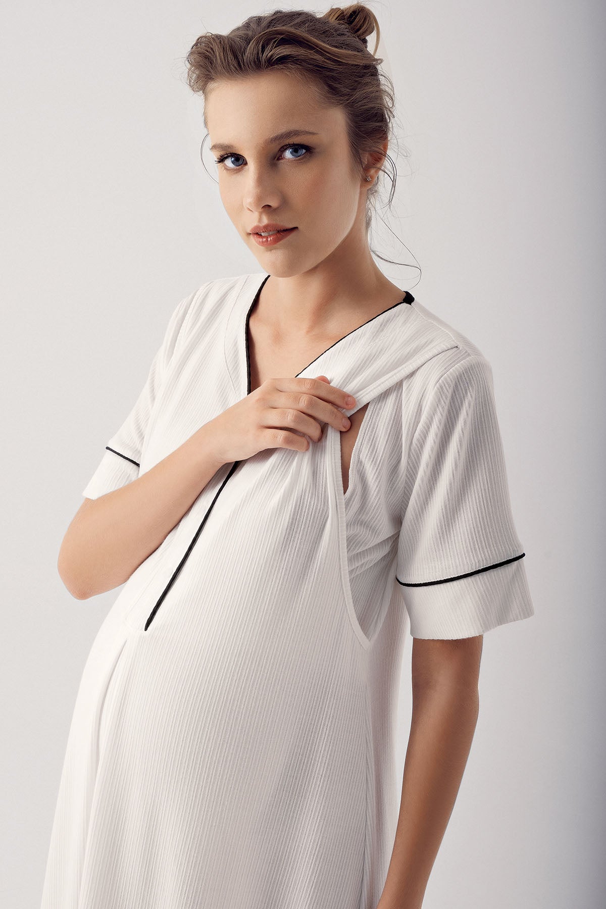 Double Breastfeeding Maternity Feeding-Friendly Nightgown & Robe Set Ecru - S14406
