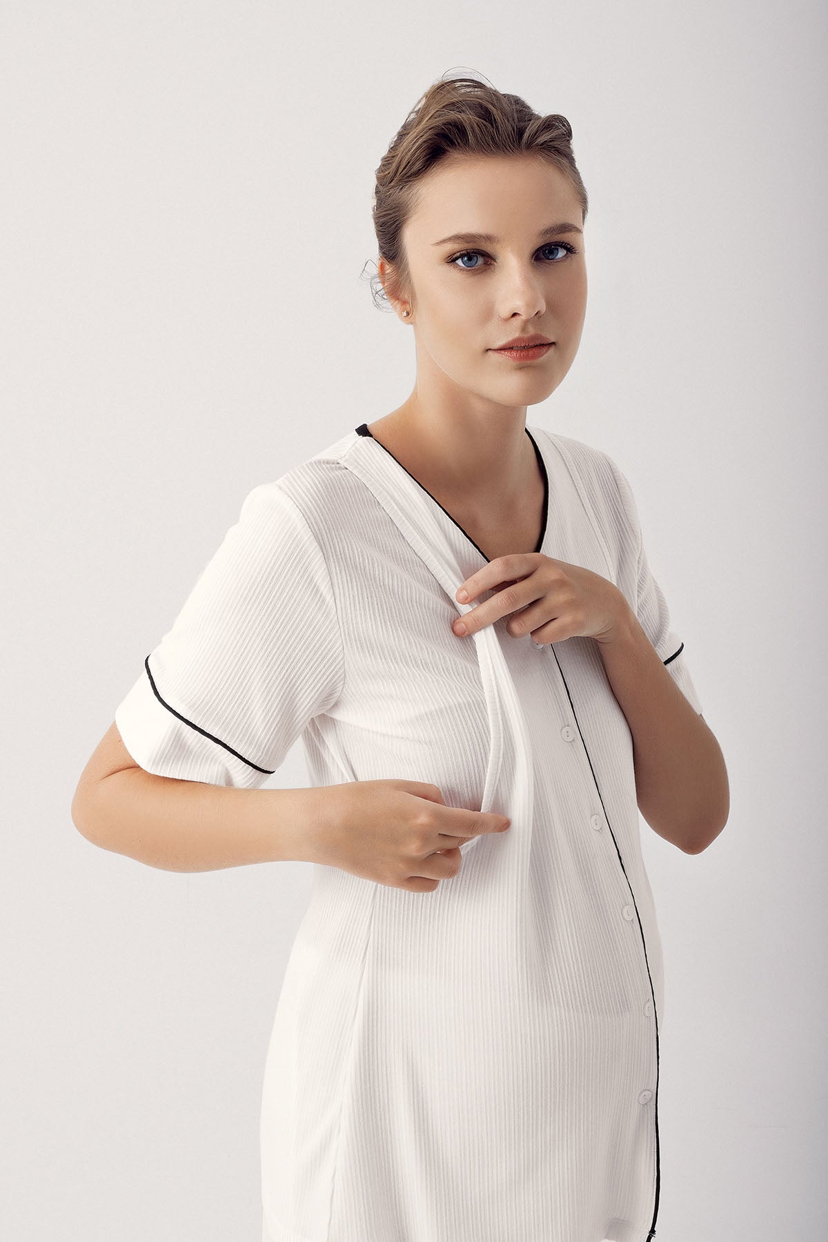 Double Breastfeeding 3-Piece Maternity-Nursing Pajama & Robe Set Ecru - 14306