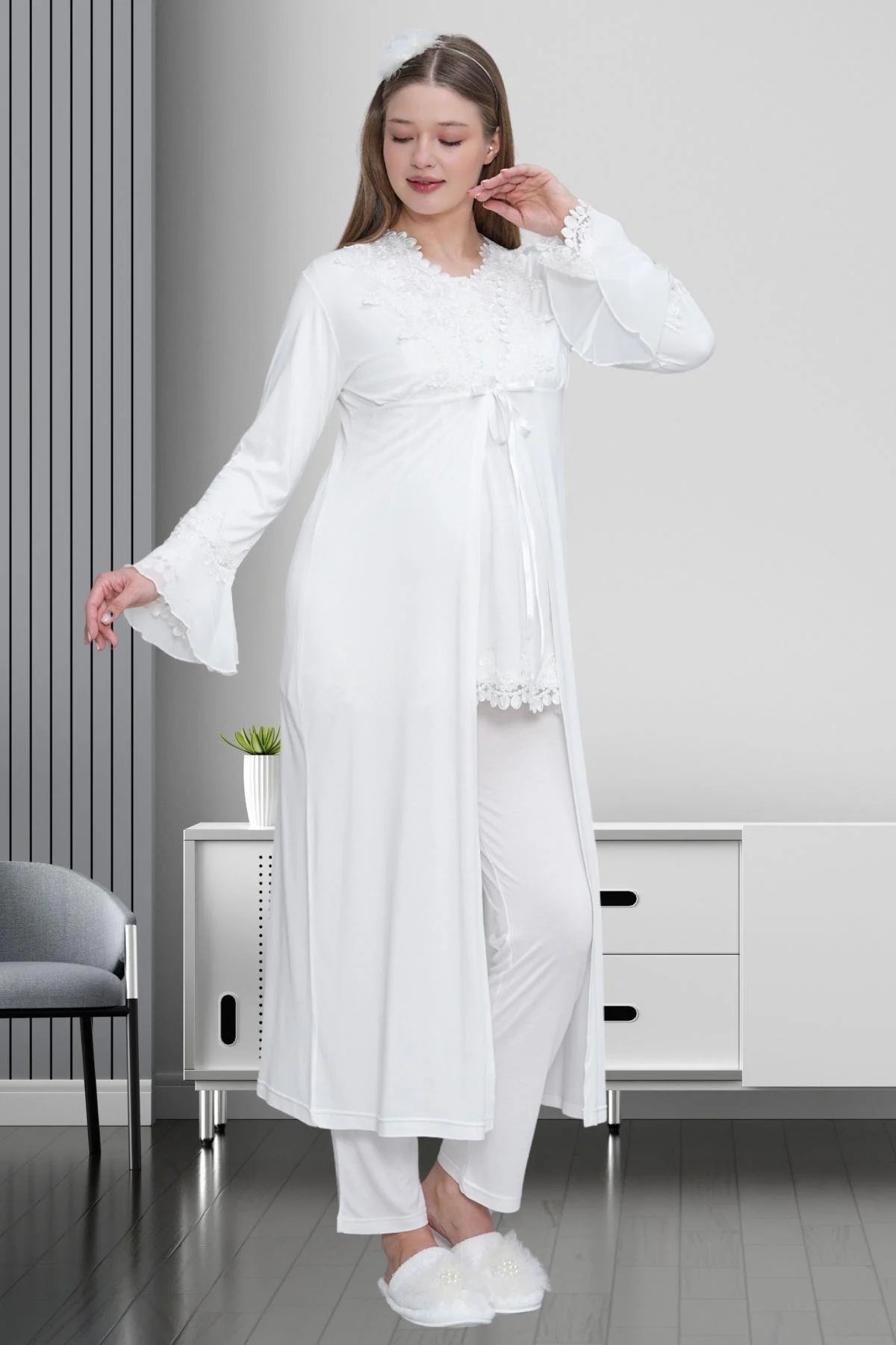 Lace Detailed 3-Piece Maternity-Nursing Pajama & Robe Set Ecru - 1517
