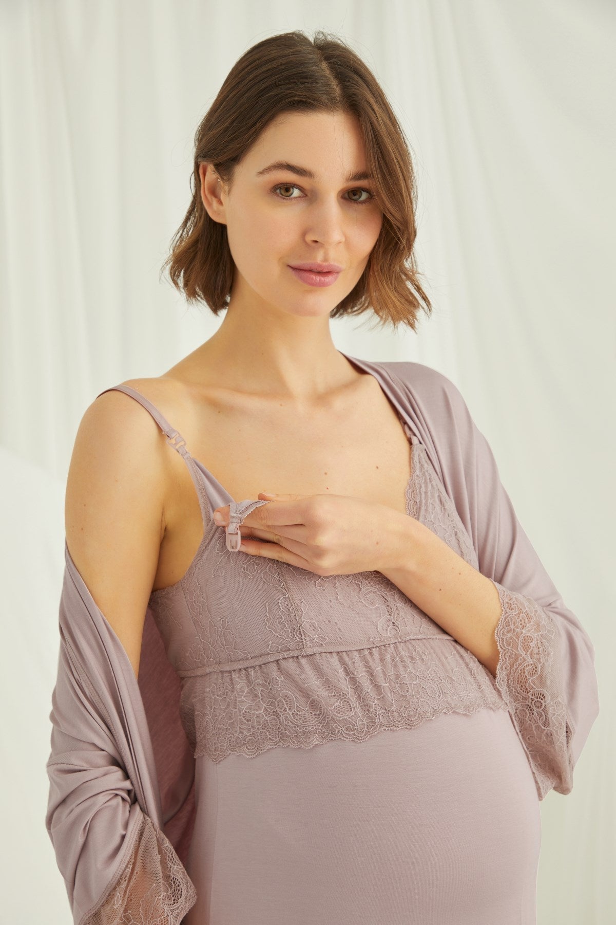Lace Strappy Maternity Feeding-Friendly Nightgown & Robe Set Mink - E18430