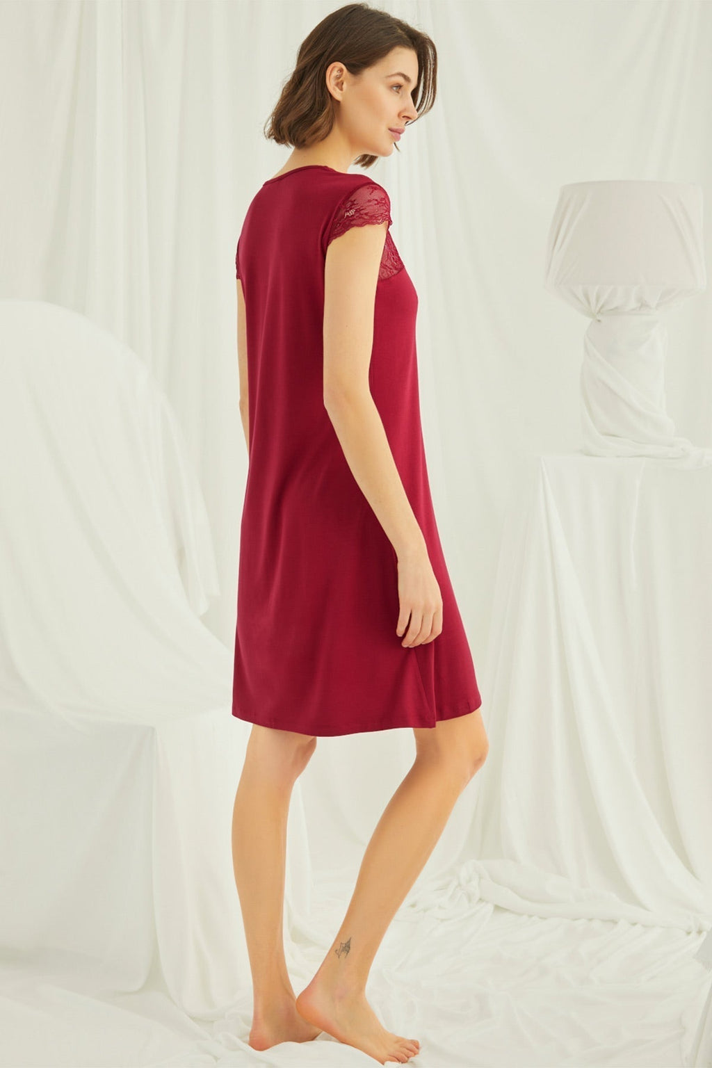 Lace V-Neck Short Maternity & Nursing Nightgown Red - 18480