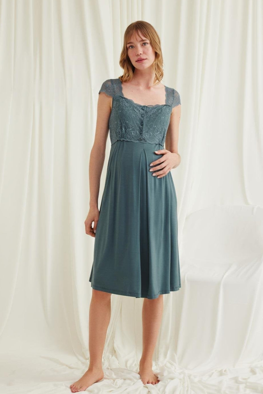 Lace Shoulder Maternity Feeding-Friendly Nightgown & Robe Set Green - E18534