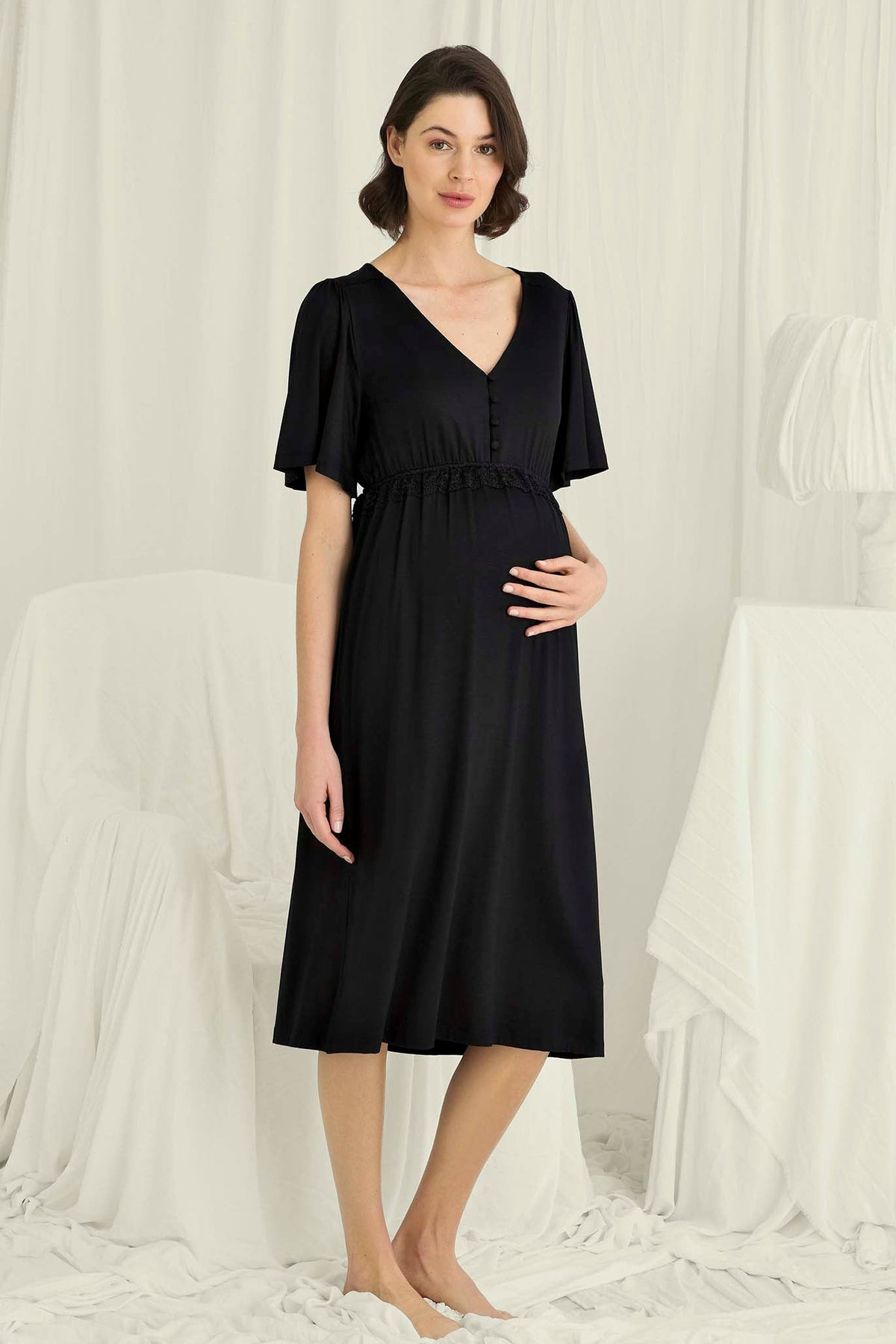 Lacy Panel Maternity Feeding-Friendly Nightgown Black - E18708