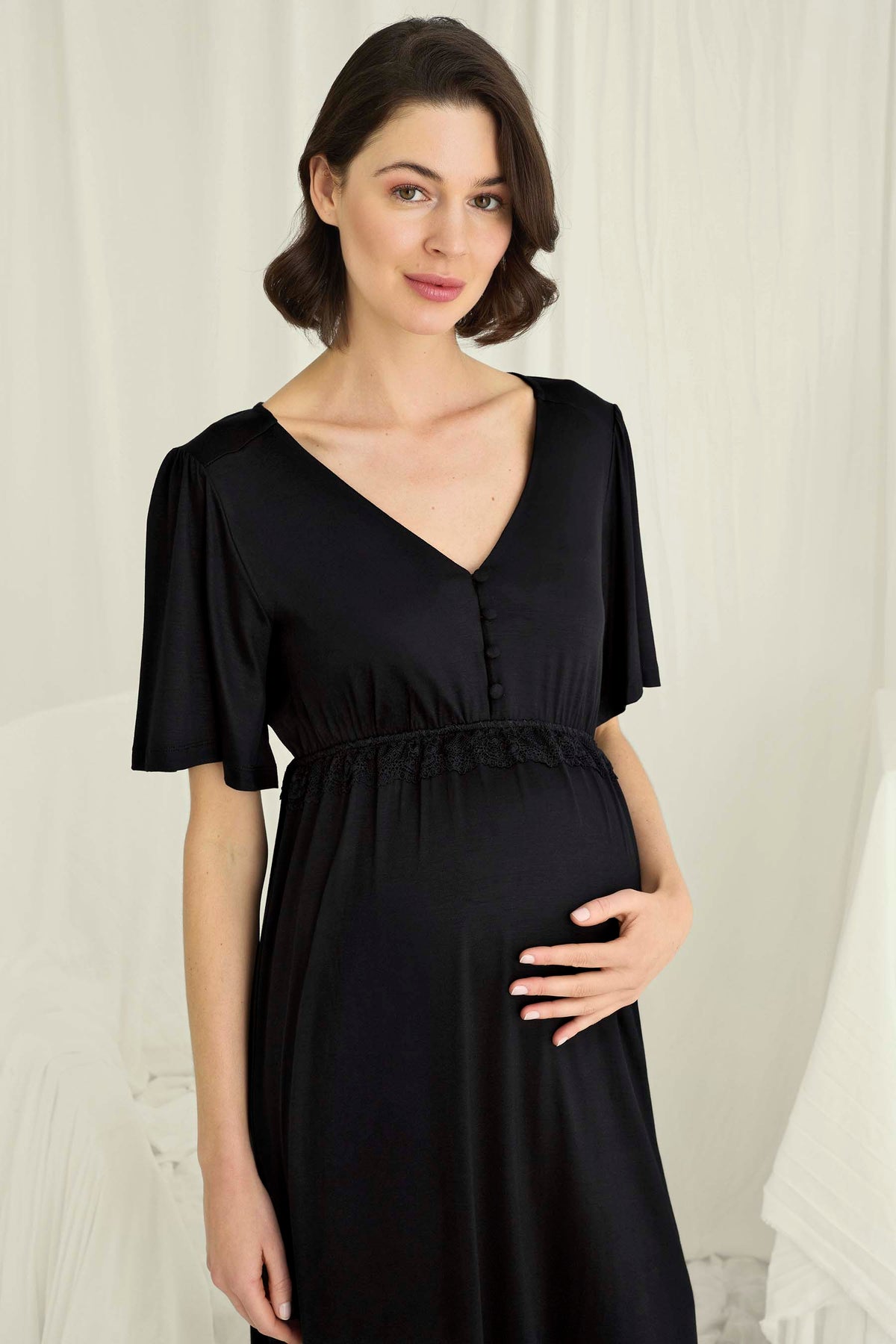 Lacy Panel Maternity Feeding-Friendly Nightgown Black - E18708