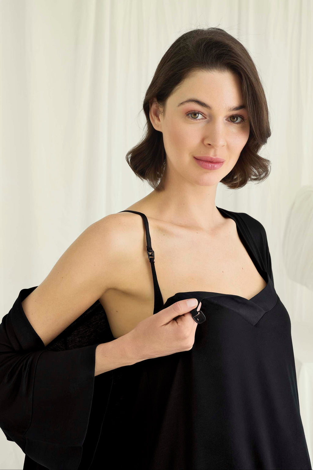 Strappy Soft 3-Piece Maternity Feeding-Friendly Pajama & Robe Set Black - E18719