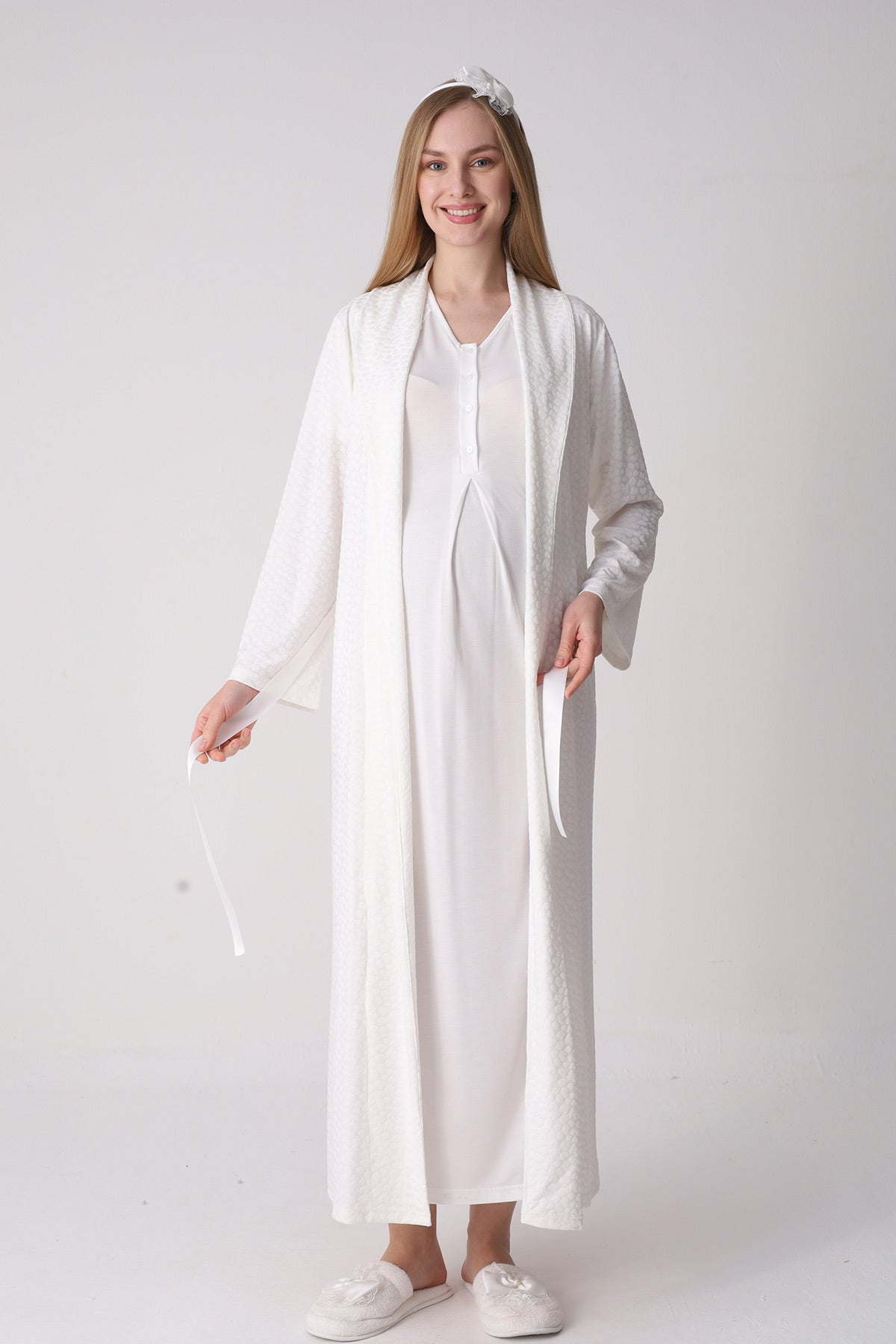 Elegant Lace Detailed Maternity-Nursing Nightgown & Jacquard Robe Set Ecru - 2334