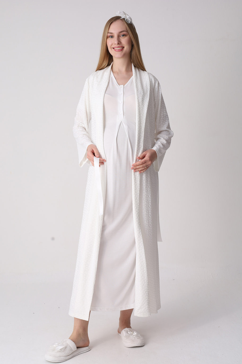 Elegant Lace Detailed Maternity-Nursing Nightgown & Jacquard Robe Set Ecru - 2334