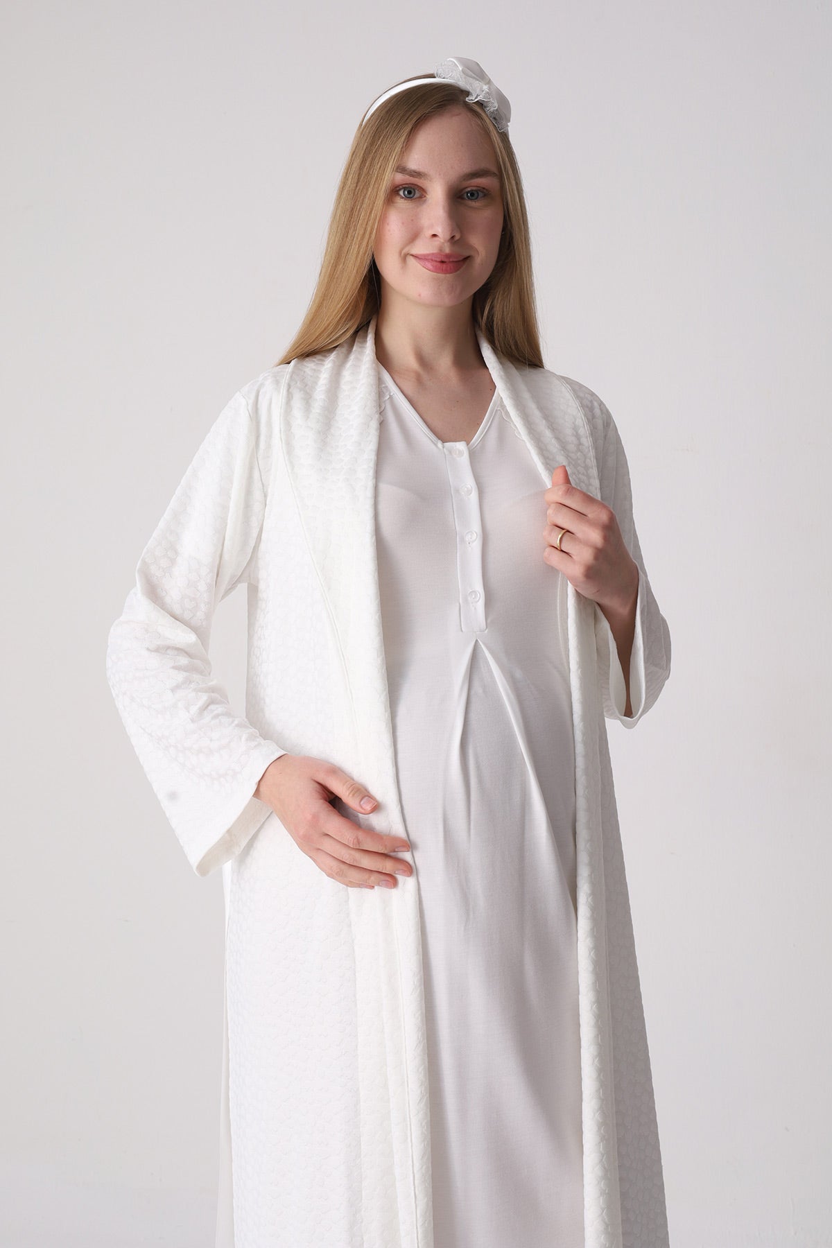 Elegant Lace Detailed Maternity-Nursing Nightgown & Jacquard Robe Set Ecru - 2334