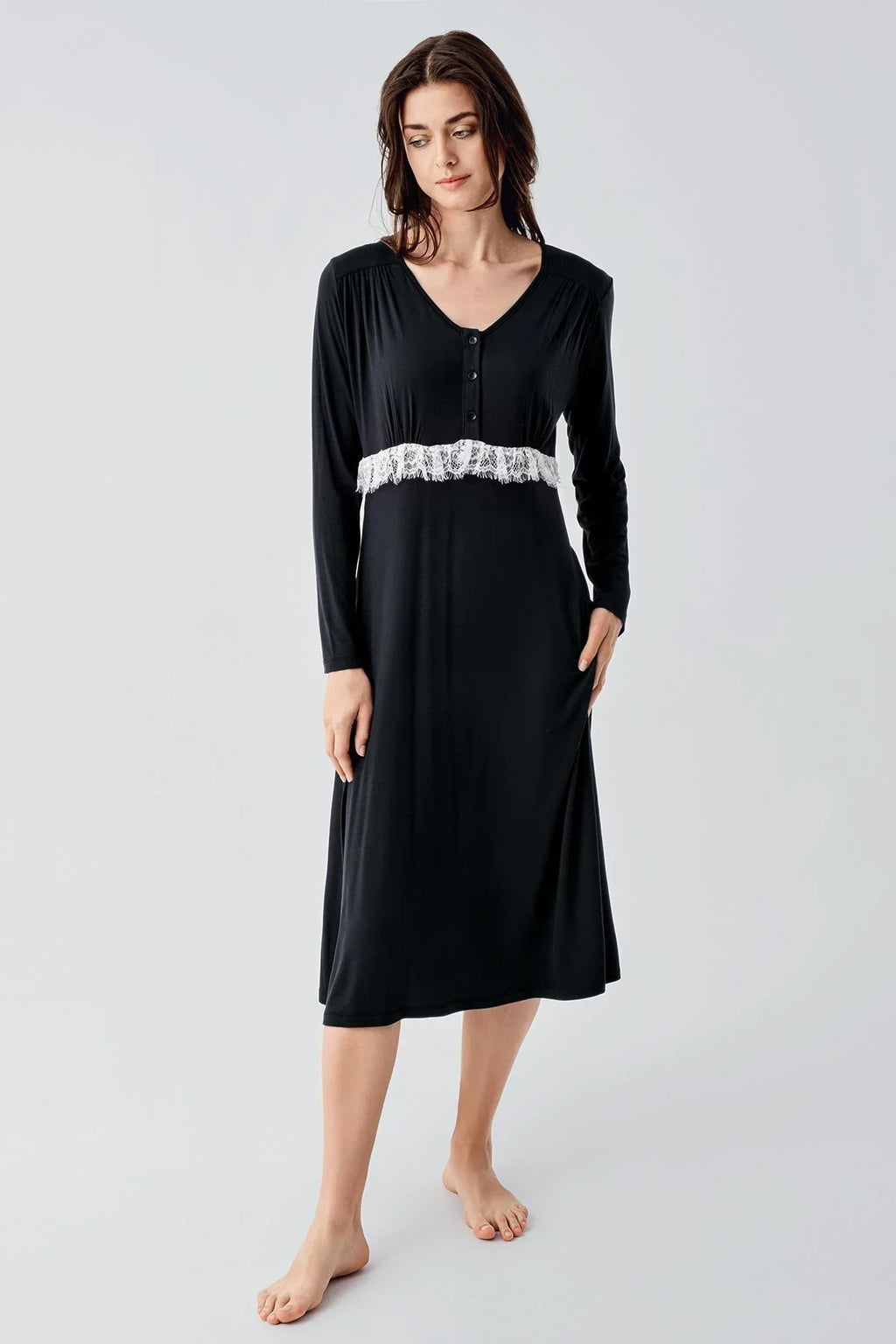 Lacy Maternity Feeding-Friendly Nightgown & Patterned Robe Set Black - S24101