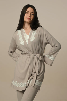 Lace Detailed 3-Piece Maternity-Nursing Pajama & Robe Set Ecru - 24314