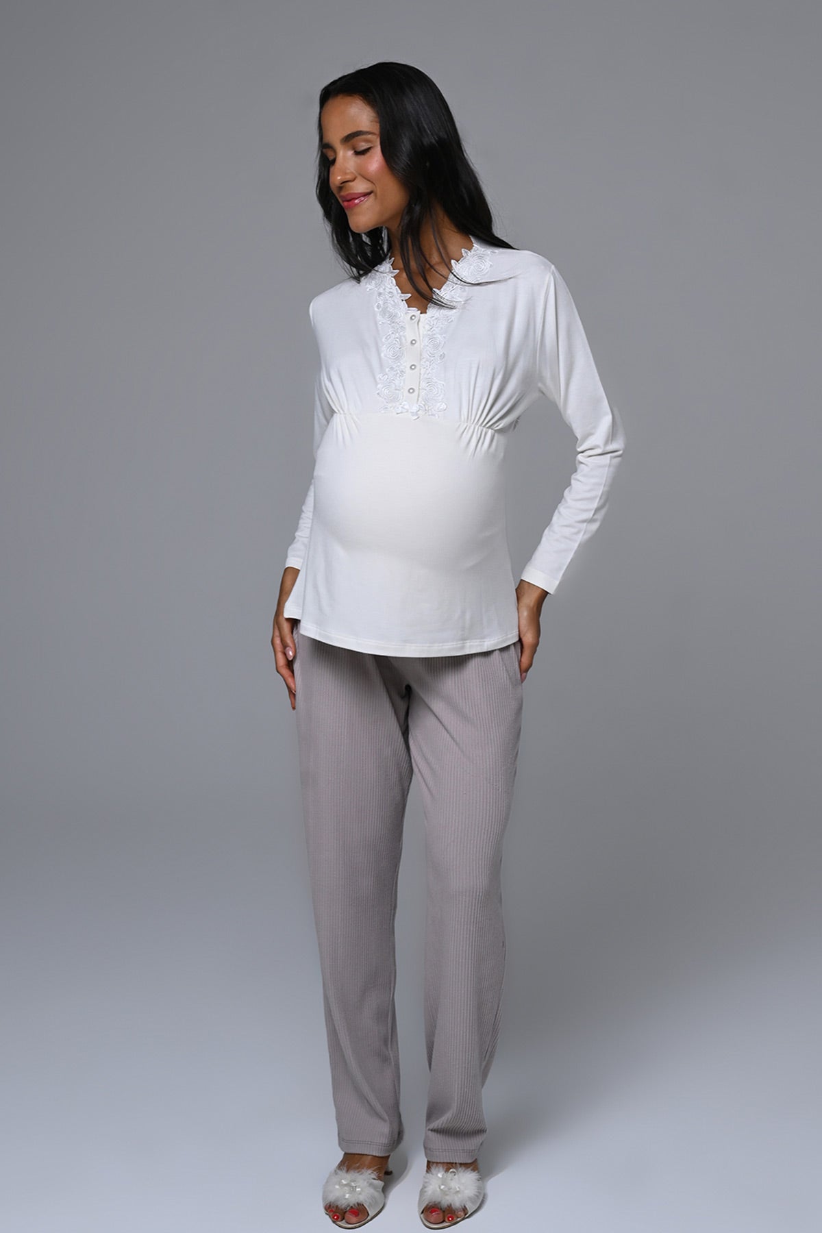 Flowery Lace Collar 3-Piece Maternity-Nursing Pajama & Robe Set Ecru - 24357