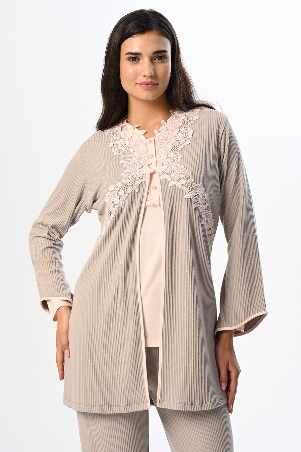 Flowery Lace Collar 3-Piece Maternity Feeding-Friendly Pajama & Robe Set Pink - N24357