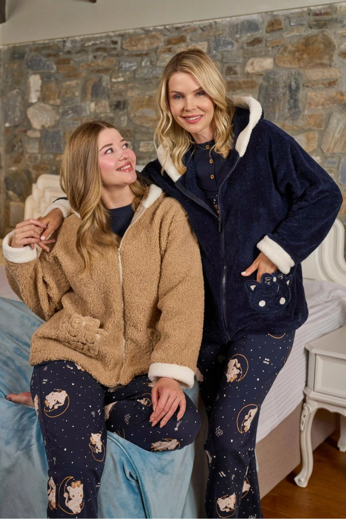 Plush Hodded Maternity Robe Mink - 26220