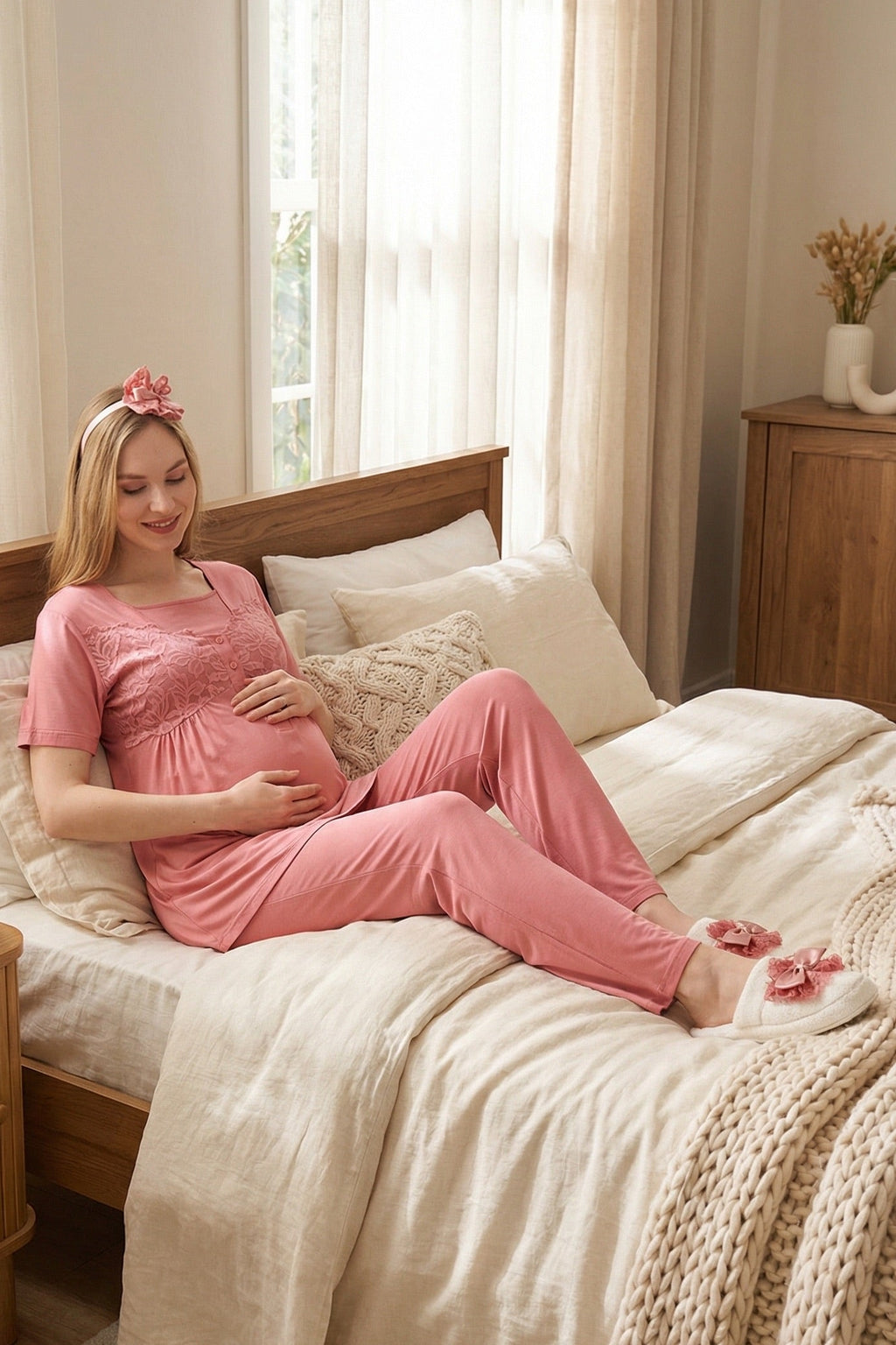 Leaf Lacy Collar 3-Piece Maternity-Nursing Pajama & Leaf Lacy Sleeve Robe Set Pomegranate Red - 3431