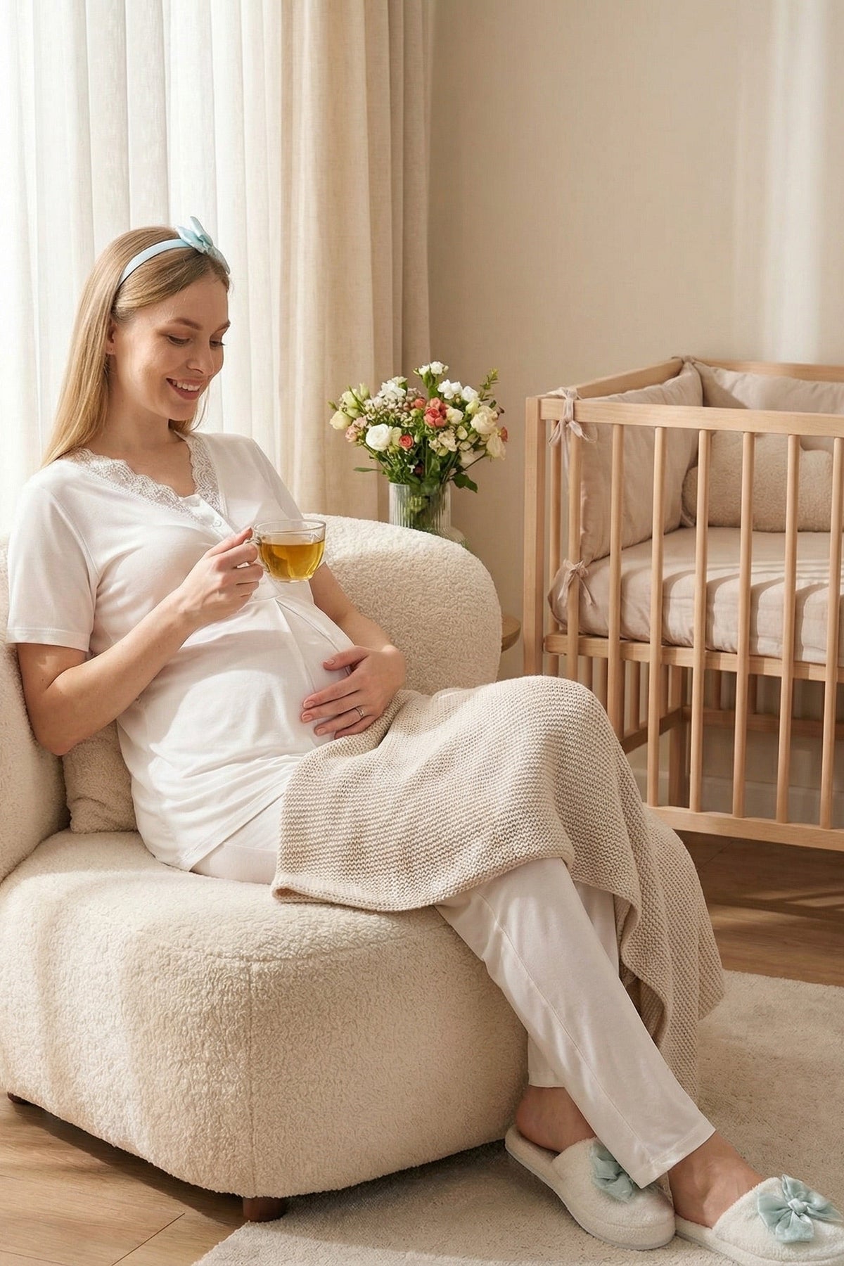 Lace Collar 3-Piece Maternity Feeding-Friendly Pajama & Robe Set Pomegranate Red - Z3459