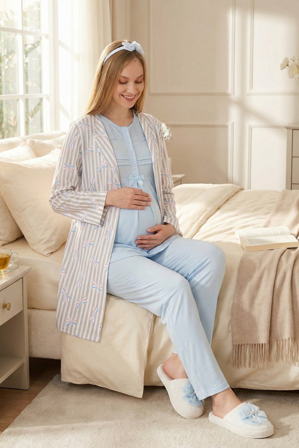 Lace Collar 3-Piece Maternity-Nursing Pajama & Patterned Robe Set Blue - 3460
