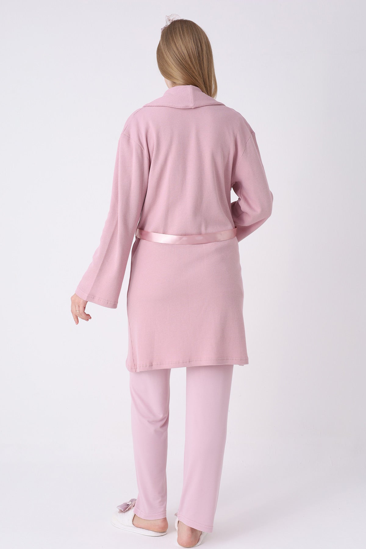 طقم بيجامة للحوامل والرضاعة 3 قطع بياقة غيبور ورداء مضلع بودرة - 3461