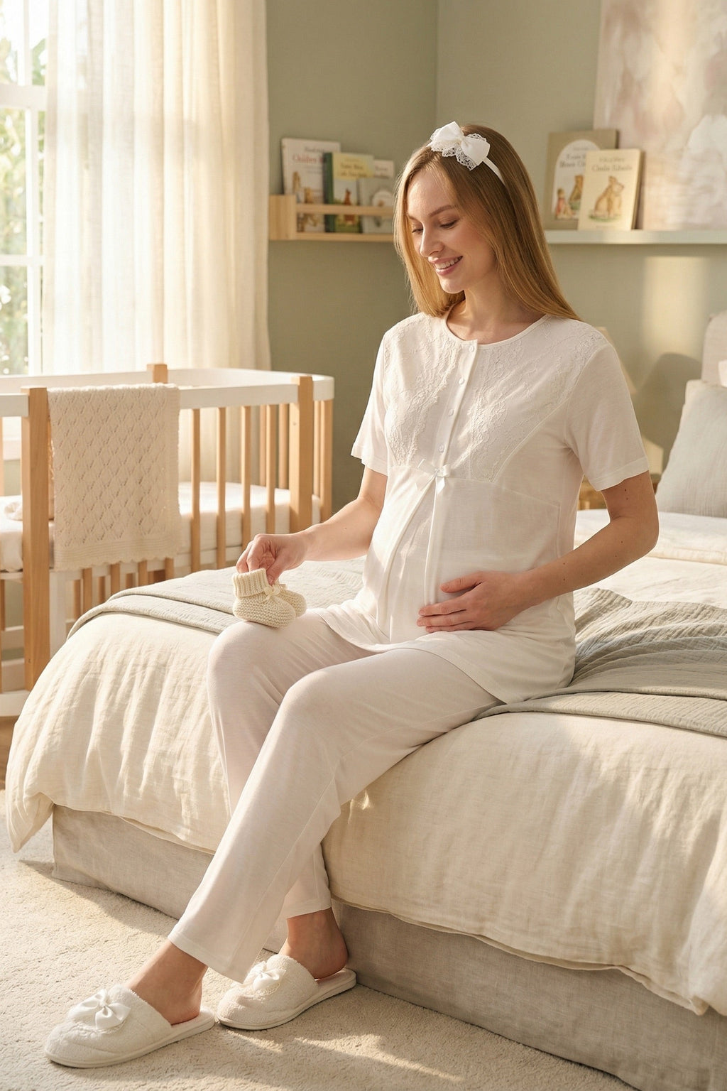 Lace Detailed 3-Piece Maternity-Nursing Pajama & Polka Dot Robe Set Ecru/Grey - 3469