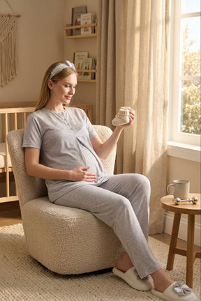 Lace Collar 3-Piece Maternity-Nursing Pajama & Flower Patterned Robe Set Grey - 3471