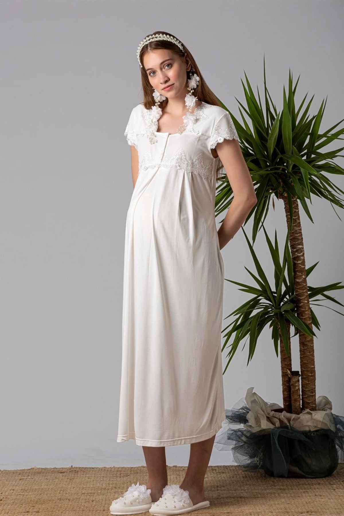 Lace Collar and Lace Detailed 4-Piece Maternity-Nursing Set Ecru - 5015