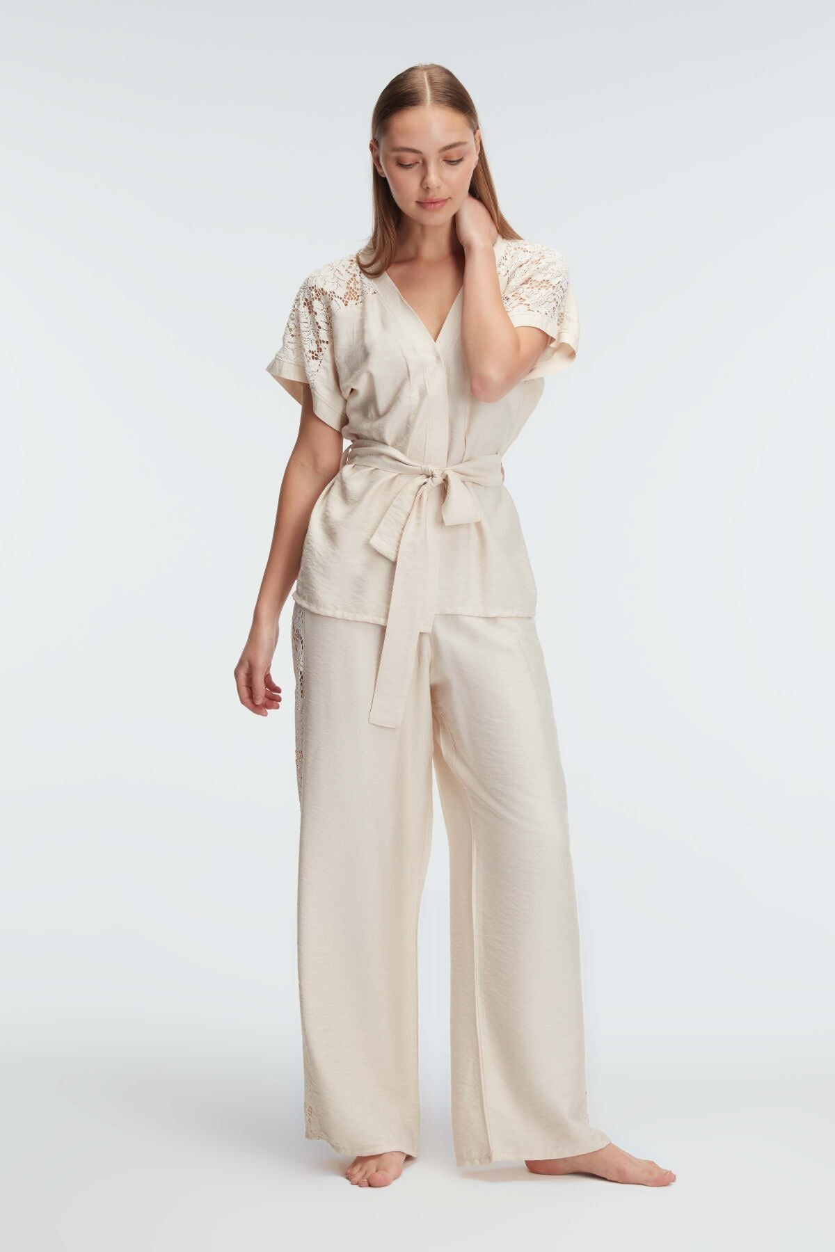 Lace Detailed Women's Casual Outfit Ecru 9947